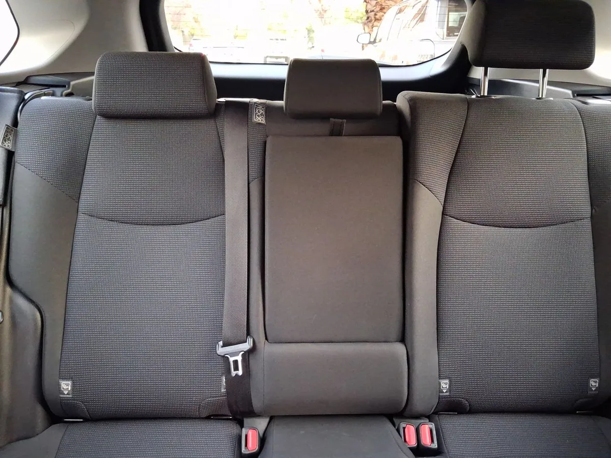 Toyota Rav 4 2.0 Le 4x2 Cvt At 5p año 2024