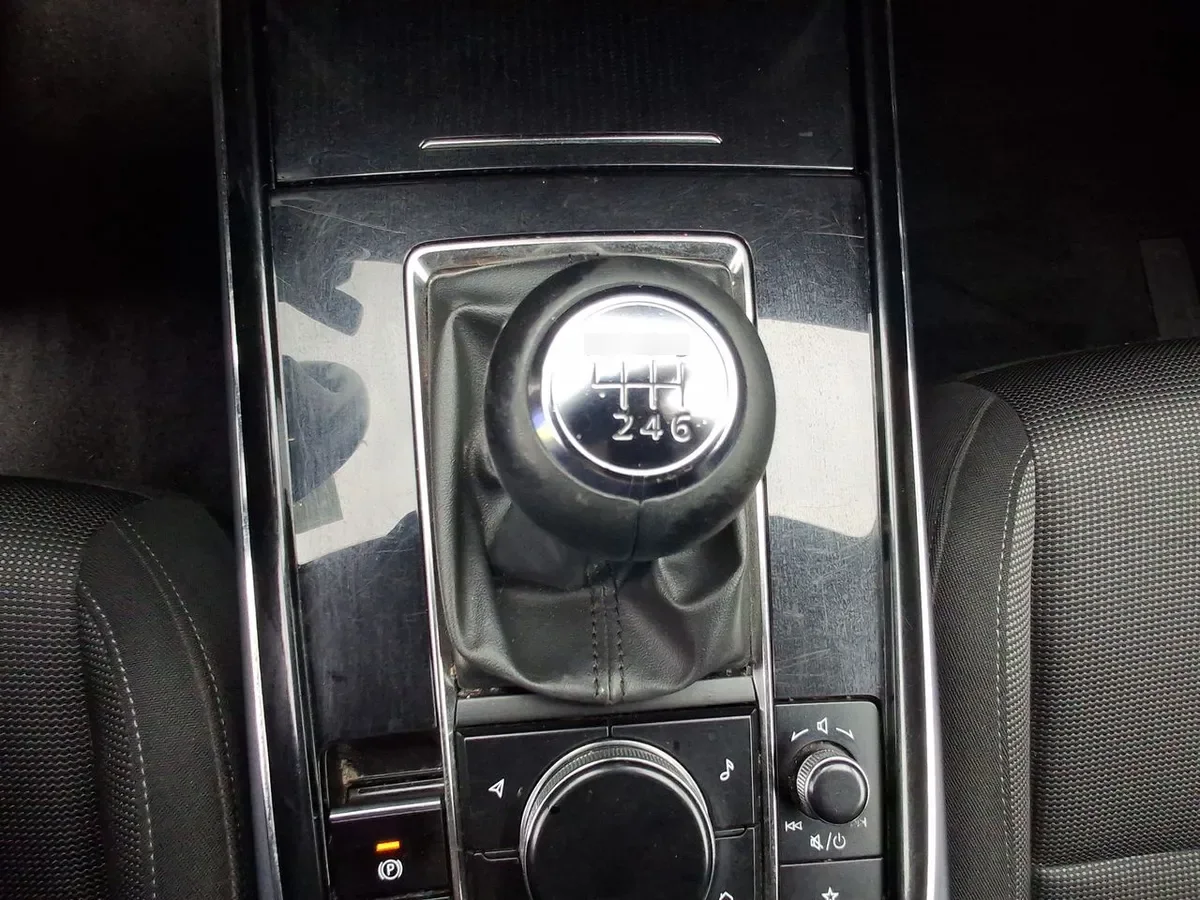 Mazda Cx-30 2.0 V 2wd 6mt 5p año 2022