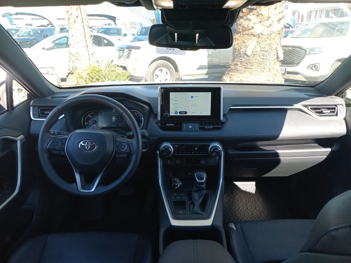 Toyota Rav 4 2.5 Xse Hybrid 4x2 Cvt At 5p año 2025