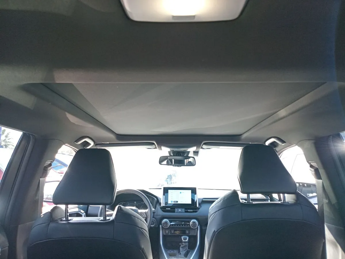 Toyota Rav 4 2.5 Xse Hybrid 4x2 Cvt At 5p año 2025
