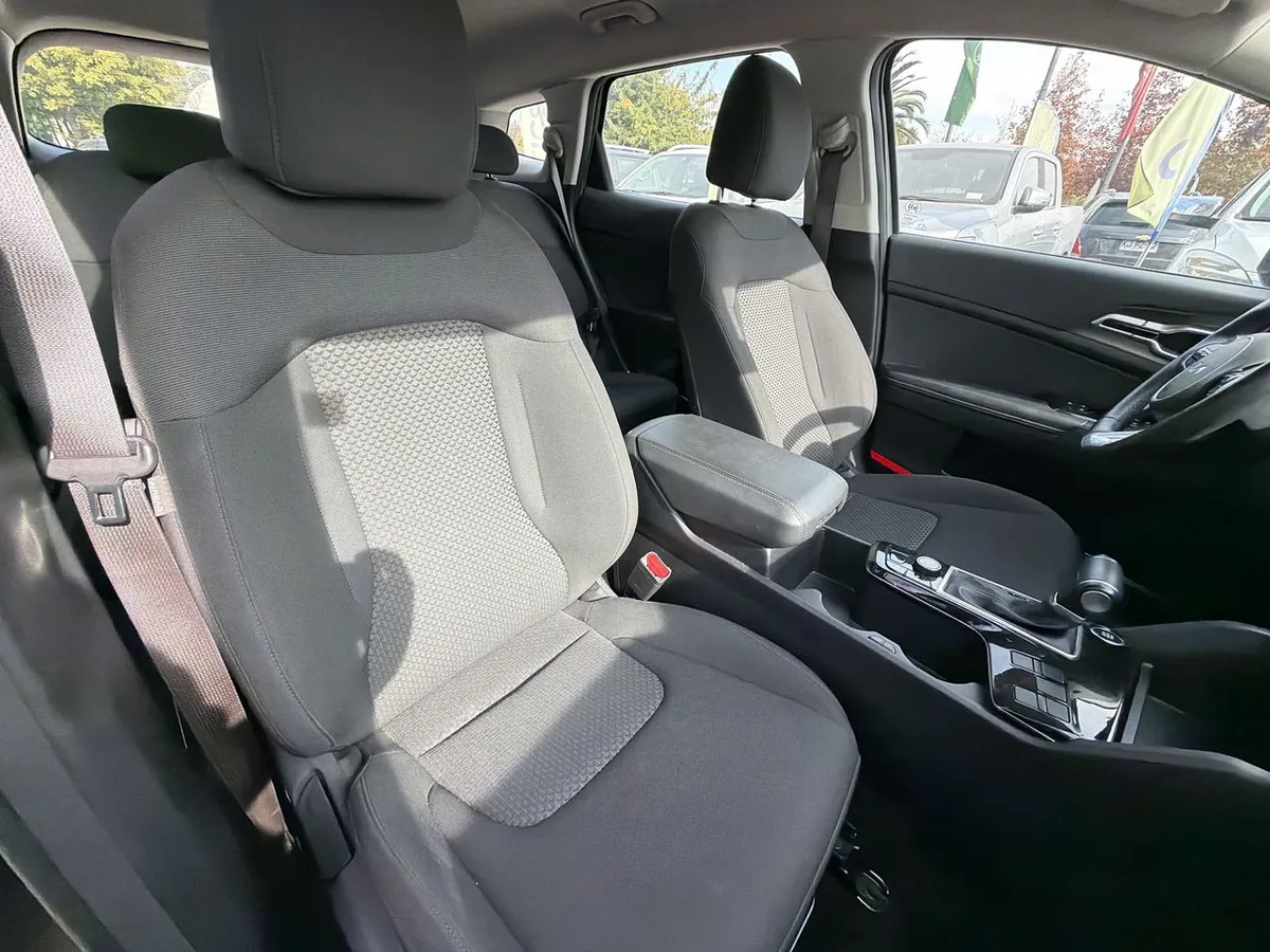 Kia Sportage 2.0 Ex Dies 2wd 8at 5p año 2025
