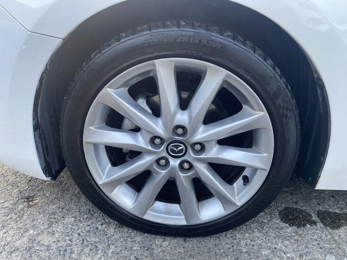 Mazda 3 2.5 Gt Sport 4x2 Audio Bose 6eat 5p año 2019