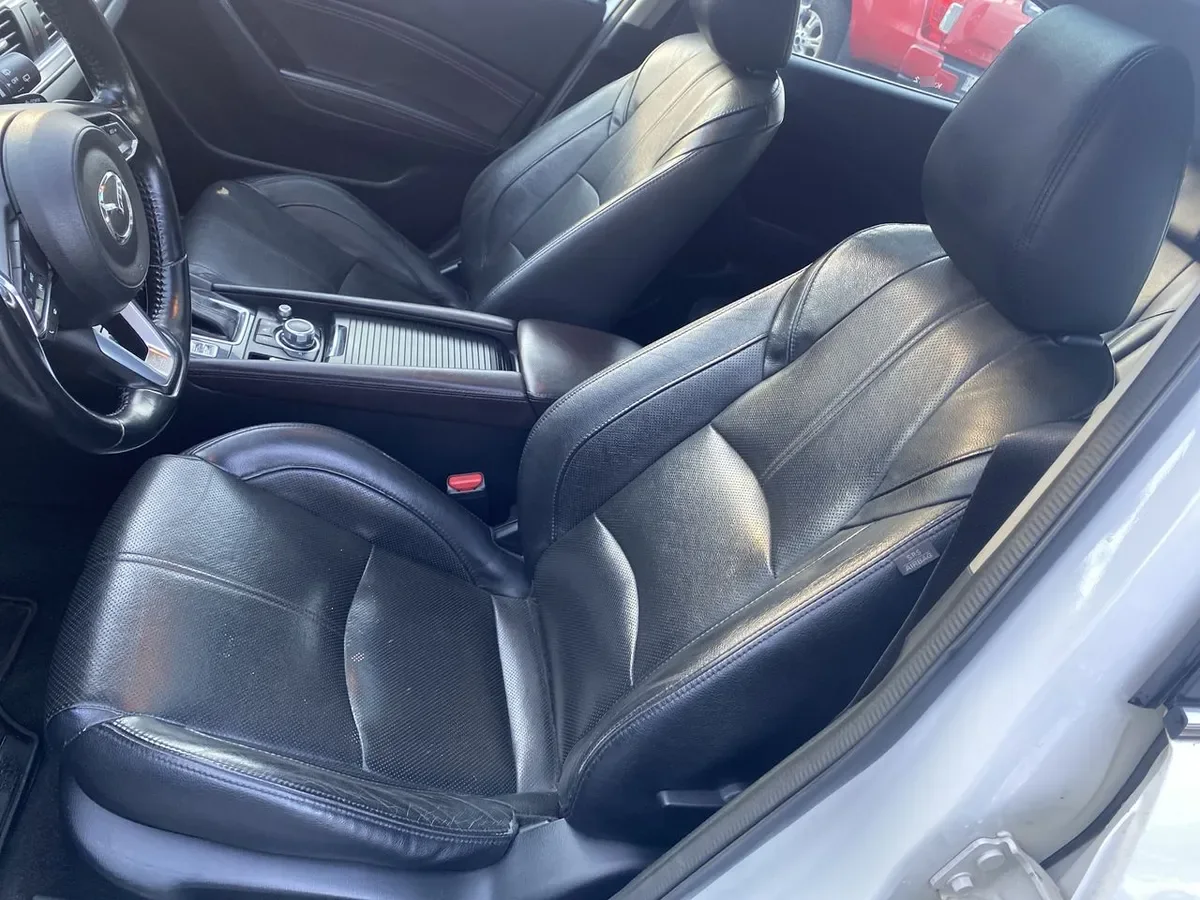 Mazda 3 2.5 Gt Sport 4x2 Audio Bose 6eat 5p año 2019