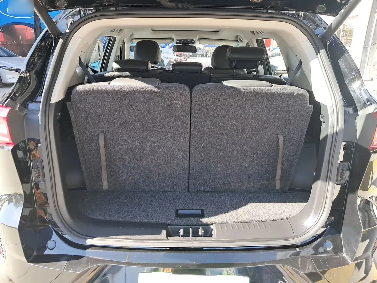 Jetour X70 1.5t Lux 4x2 At 5p año 2025