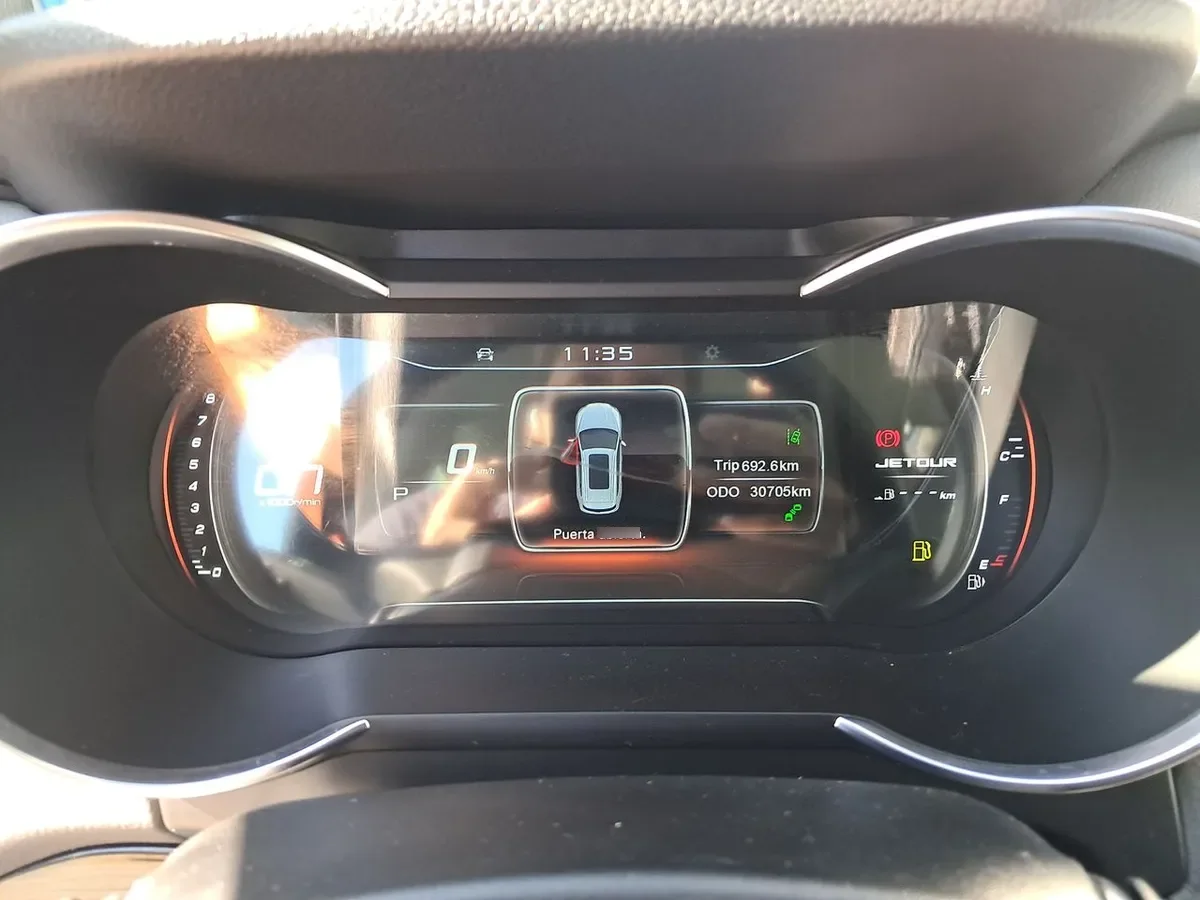 Jetour X70 1.5t Lux 4x2 At 5p año 2025