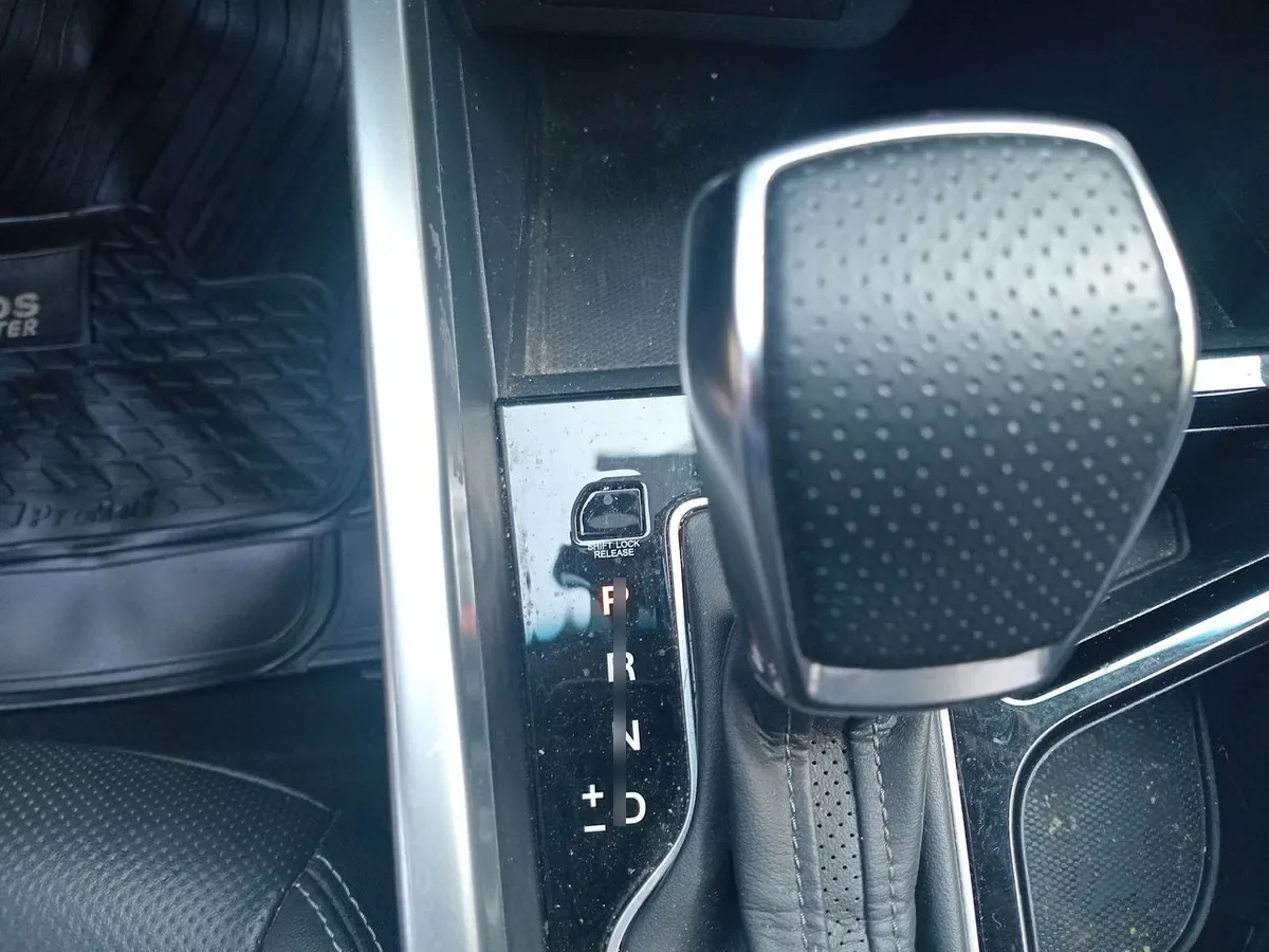 Ssangyong Torres 1.5t Glx 4wd At 5p año 2024