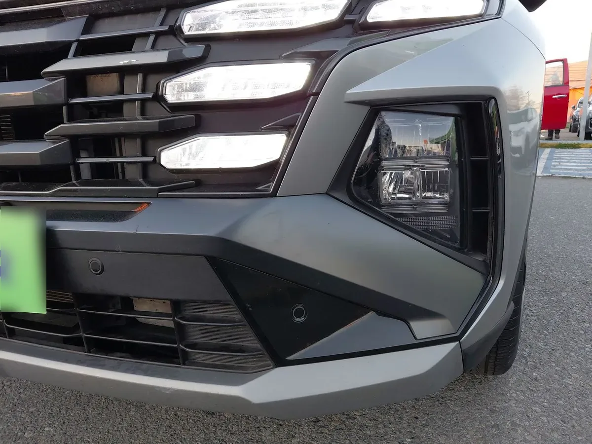 Hyundai Tucson 2.0 Nx4 Plus Fl Diesel 2wd At 5p año 2025