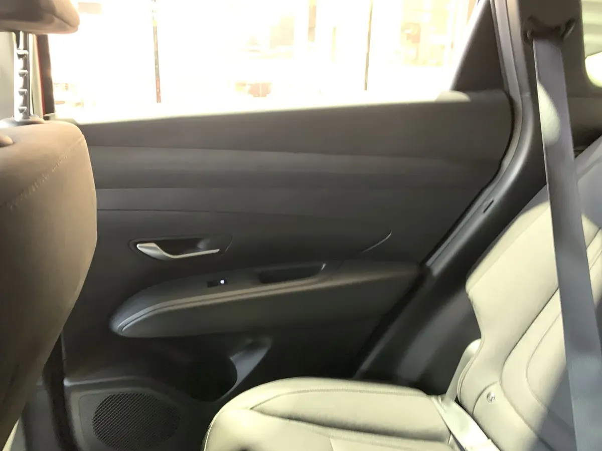 Hyundai Tucson 2.0 Nx4 Plus Fl Diesel 2wd At 5p año 2025