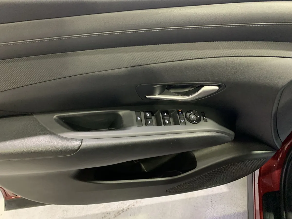 Hyundai Tucson 2.0 Nx4 Plus Fl Diesel 2wd At 5p año 2025