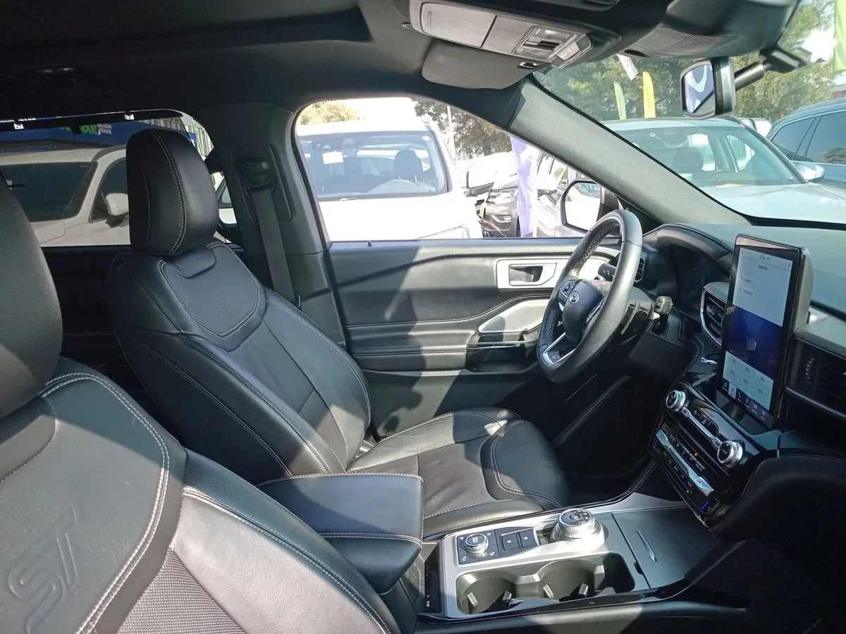 Ford Explorer 3.0 Ecoboost St 4x4 At 5p año 2024