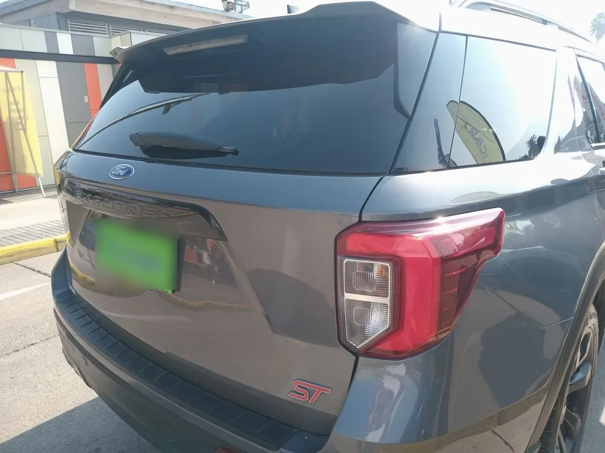 Ford Explorer 3.0 Ecoboost St 4x4 At 5p año 2024