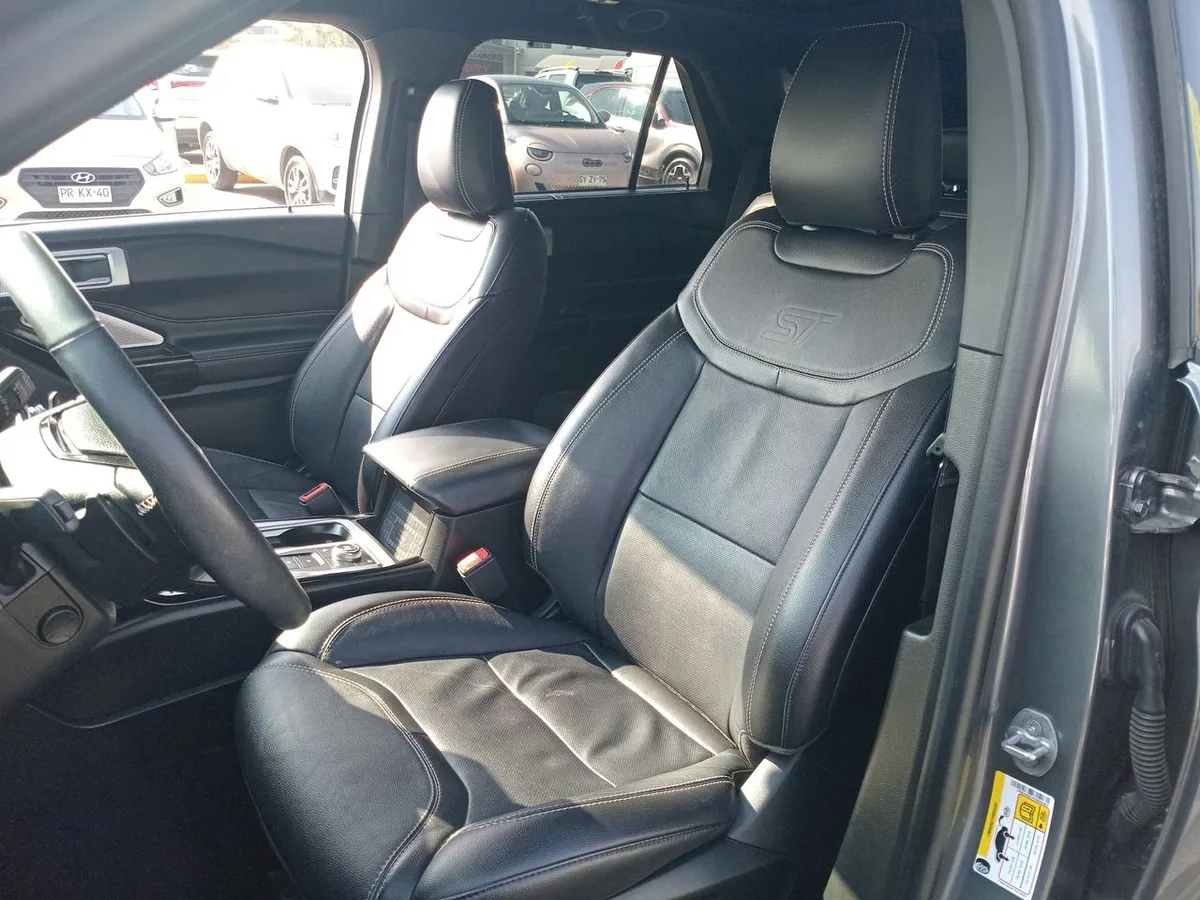 Ford Explorer 3.0 Ecoboost St 4x4 At 5p año 2024