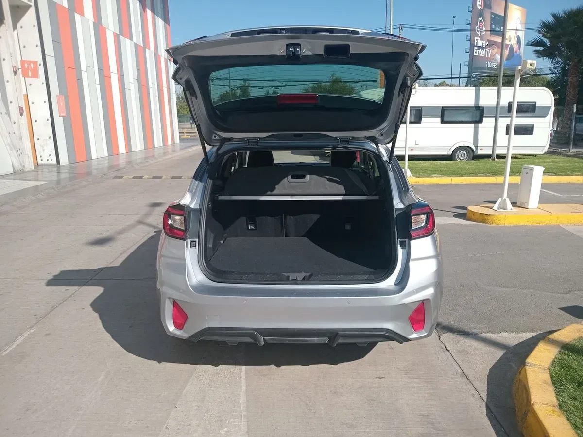 Subaru Impreza 2.0 Touring Es Hk Awd Cvt At 5p año 2025