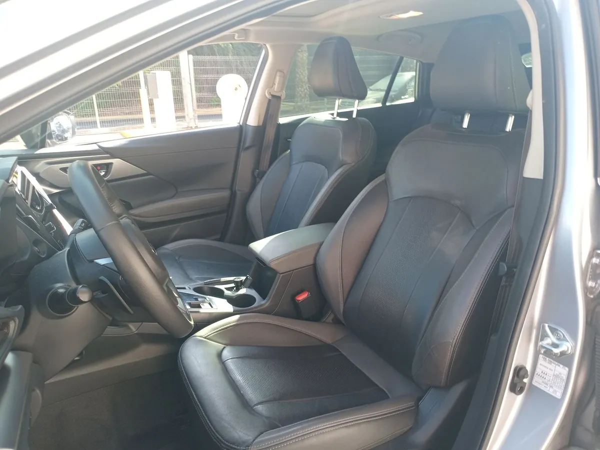 Subaru Impreza 2.0 Touring Es Hk Awd Cvt At 5p año 2025