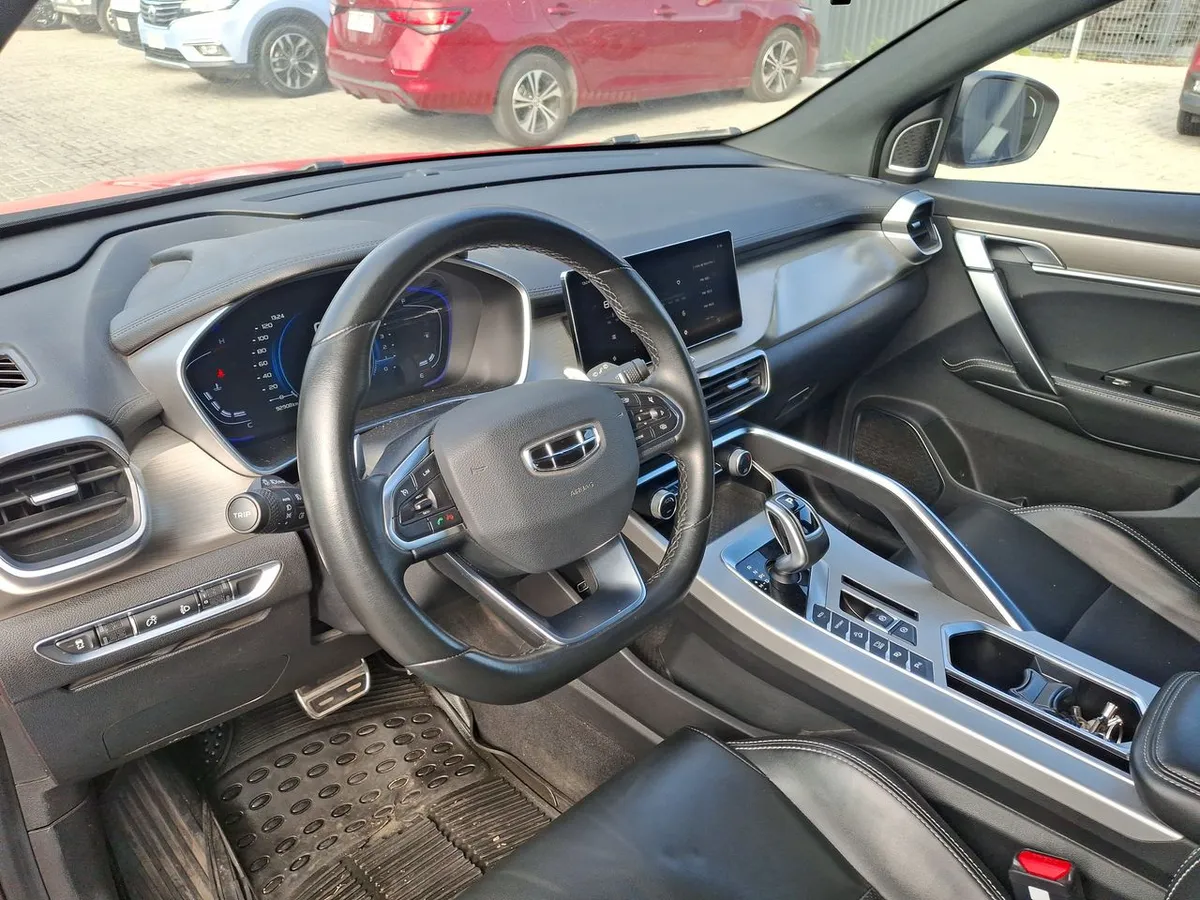 Geely Coolray 1.5 Gf Sport 4x2 At 5p año 2023