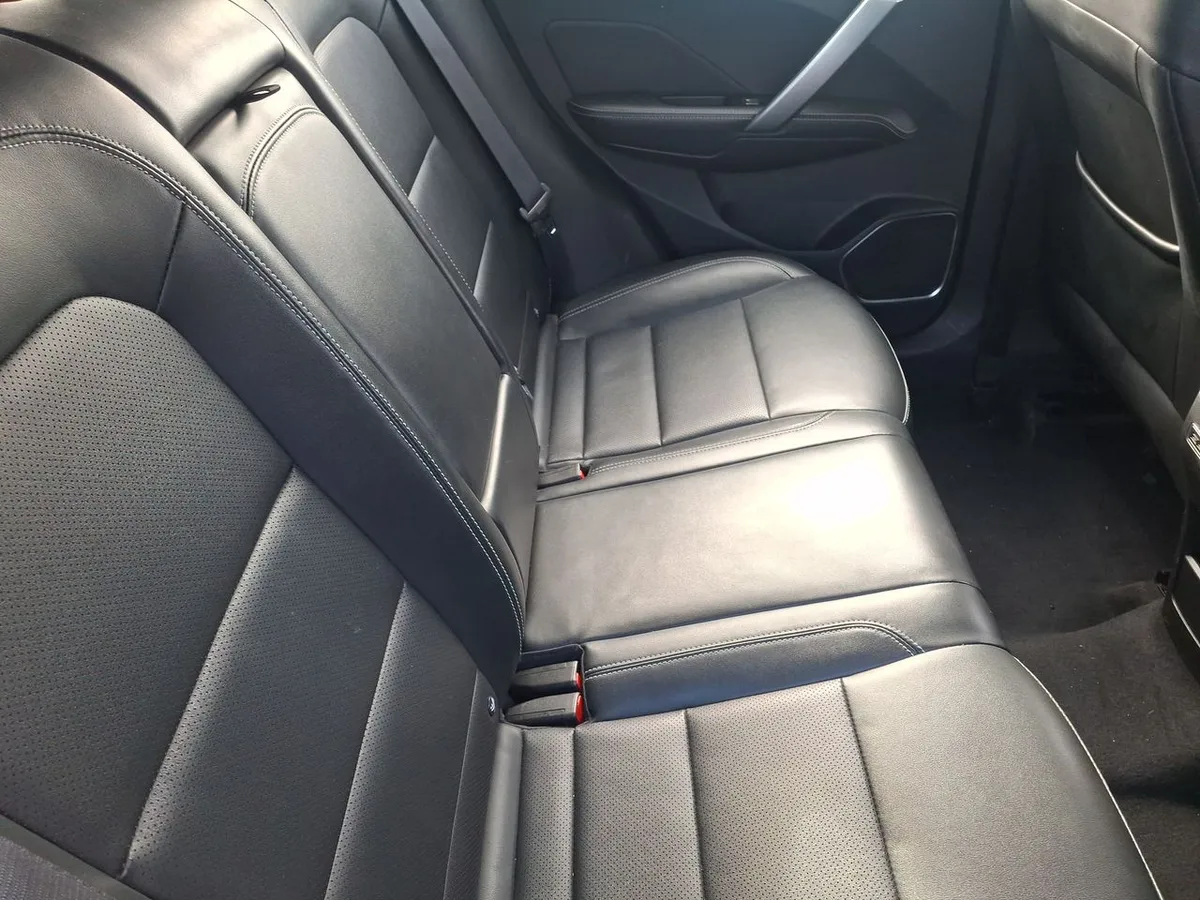 Geely Coolray 1.5 Gf Sport 4x2 At 5p año 2023