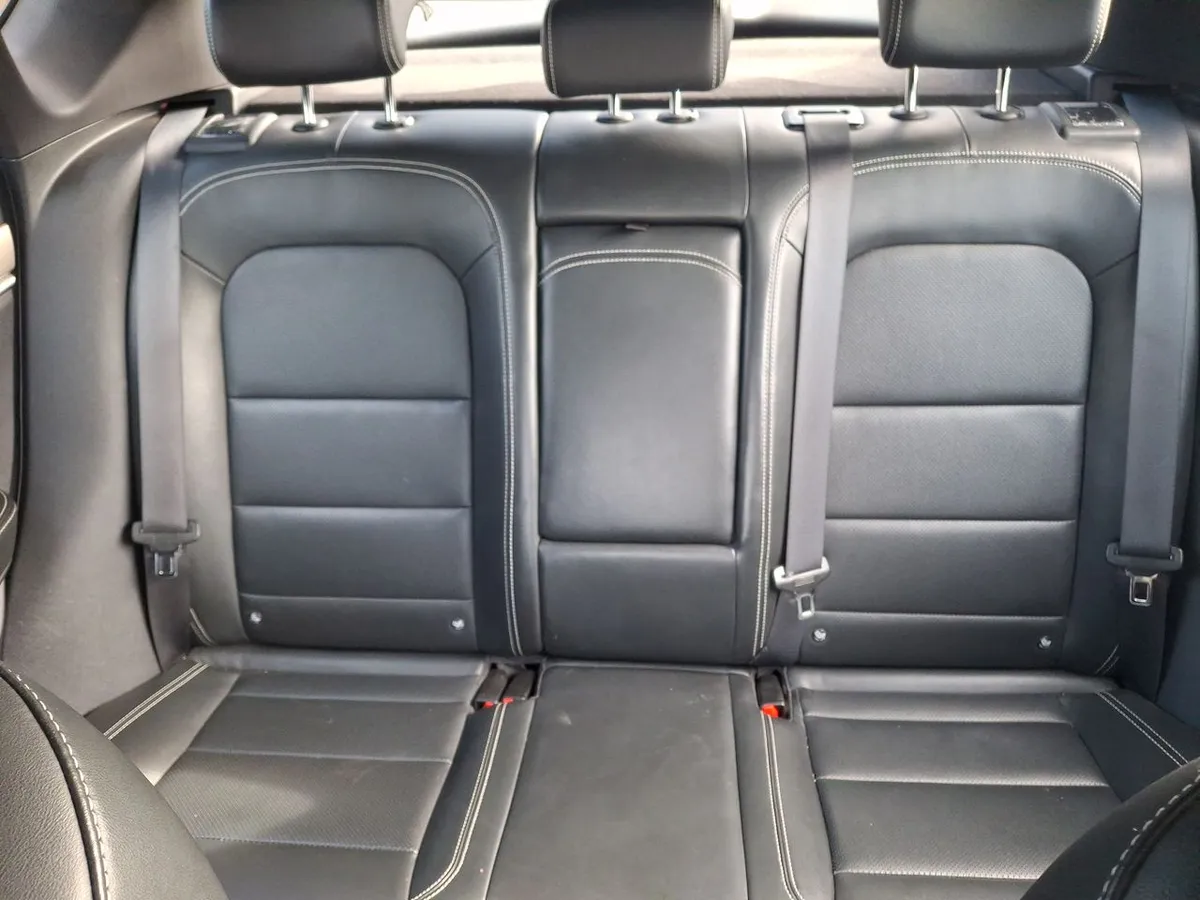 Geely Coolray 1.5 Gf Sport 4x2 At 5p año 2023