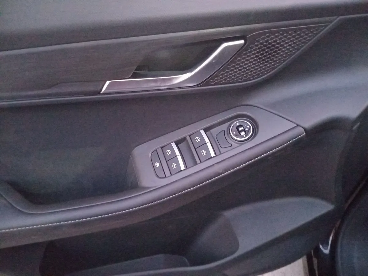 Jaecoo Jaecoo5 1.5t Elemental 4x2 Cvt At 5p año 2026