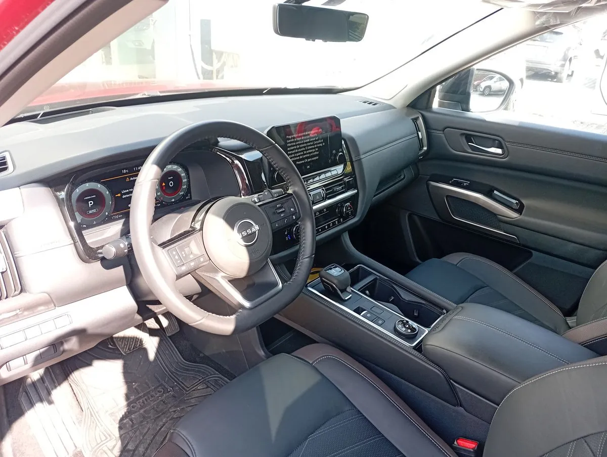 Nissan Pathfinder 3.5 Exclusive 4wd Cvt At 5p año 2025