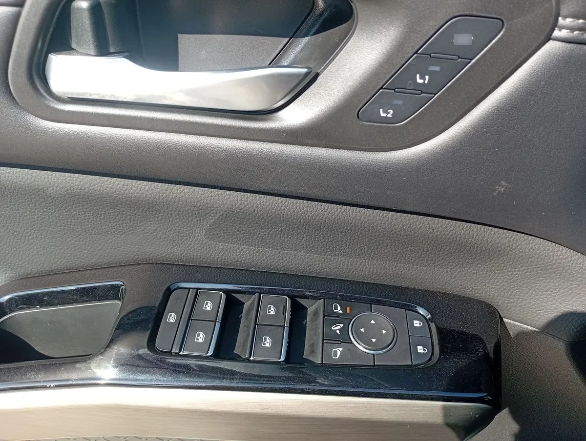 Nissan Pathfinder 3.5 Exclusive 4wd Cvt At 5p año 2025