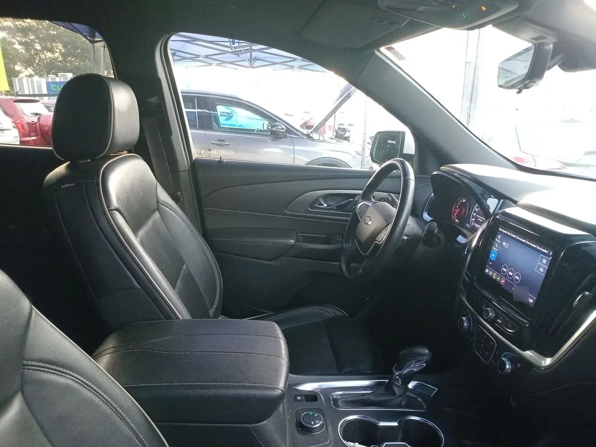 Chevrolet Traverse 3.6l Premier Awd Ii At 5p año 2023