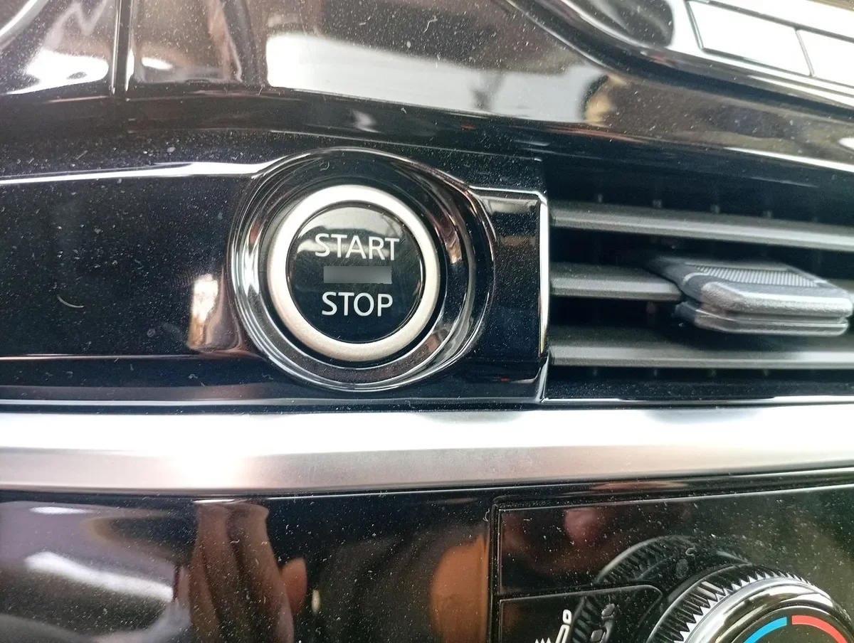 Nissan Pathfinder 3.5 Exclusive 4wd Cvt At 5p año 2025