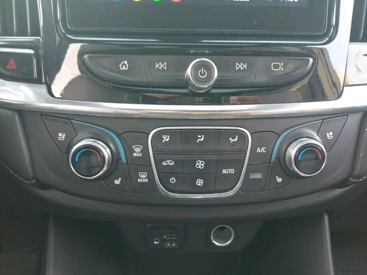 Chevrolet Traverse 3.6l Premier Awd Ii At 5p año 2023