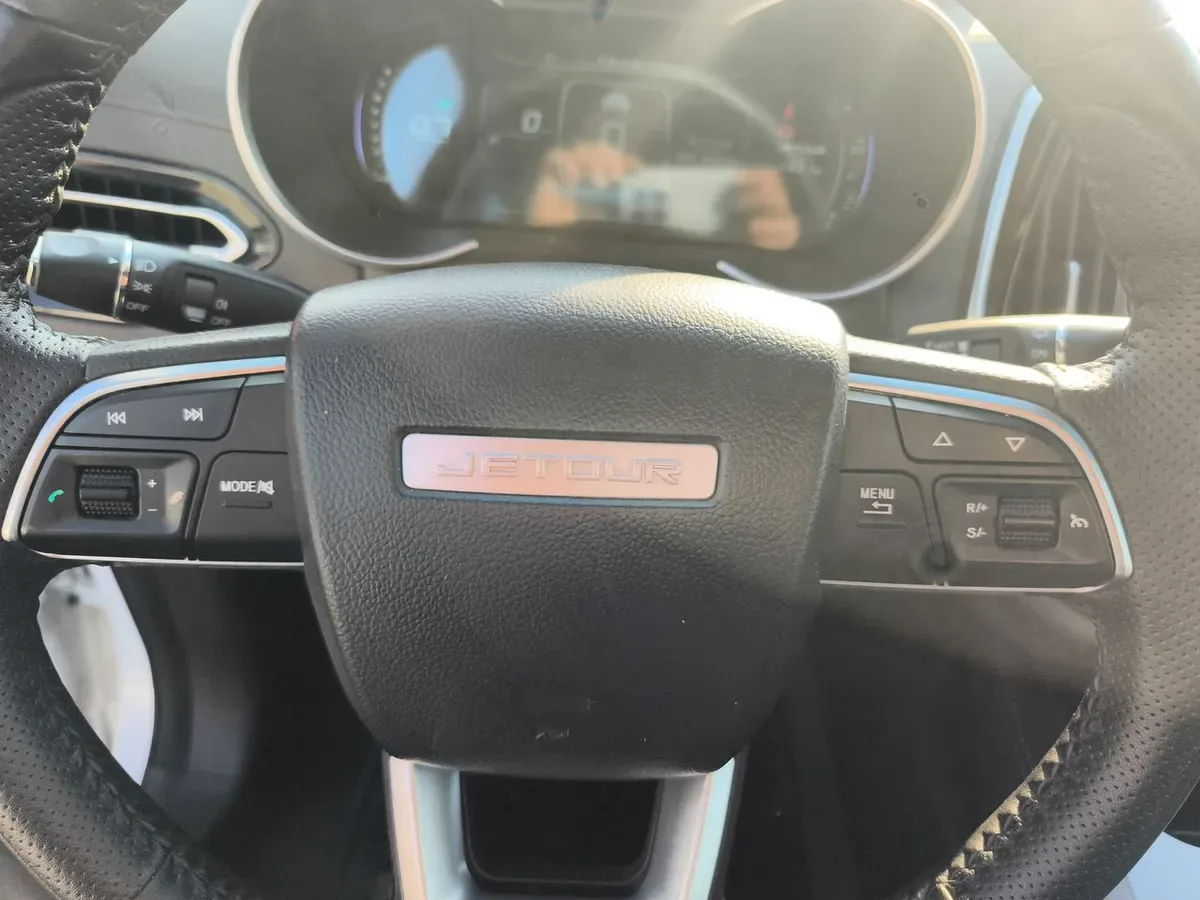 Jetour X70 1.5t Plus 4x2 At 5p año 2022