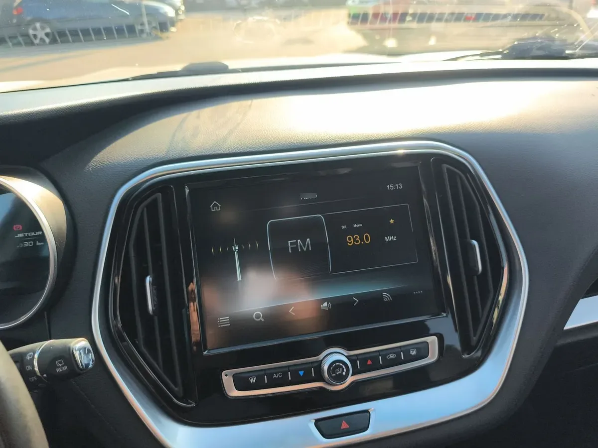 Jetour X70 1.5t Plus 4x2 At 5p año 2022