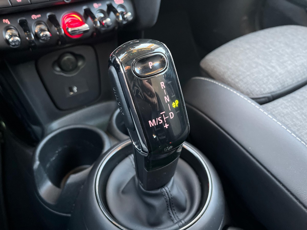 Mini Cooper Hb 3p 2.0 año 2023