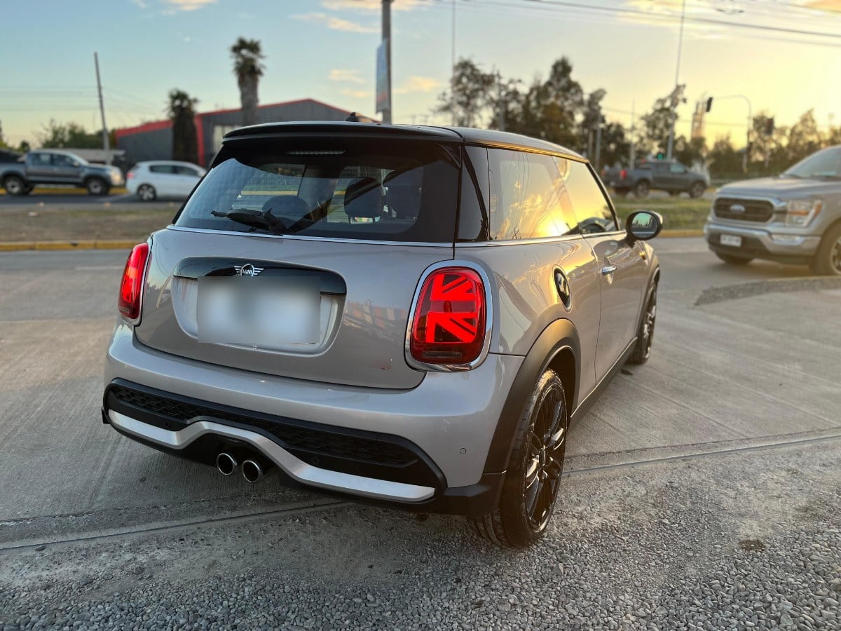 Mini Cooper Hb 3p 2.0 año 2023