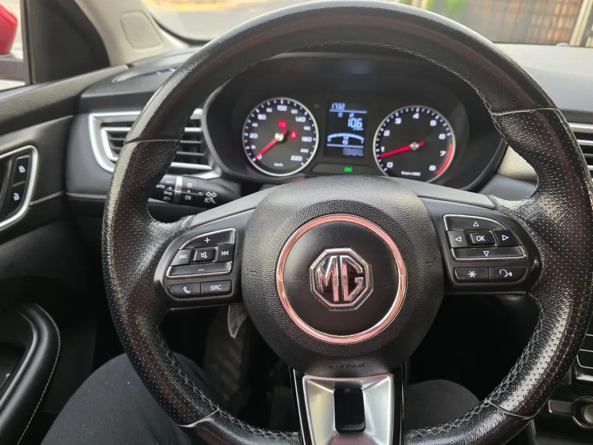 Mg Mg5 1.5 Com Mt año 2022