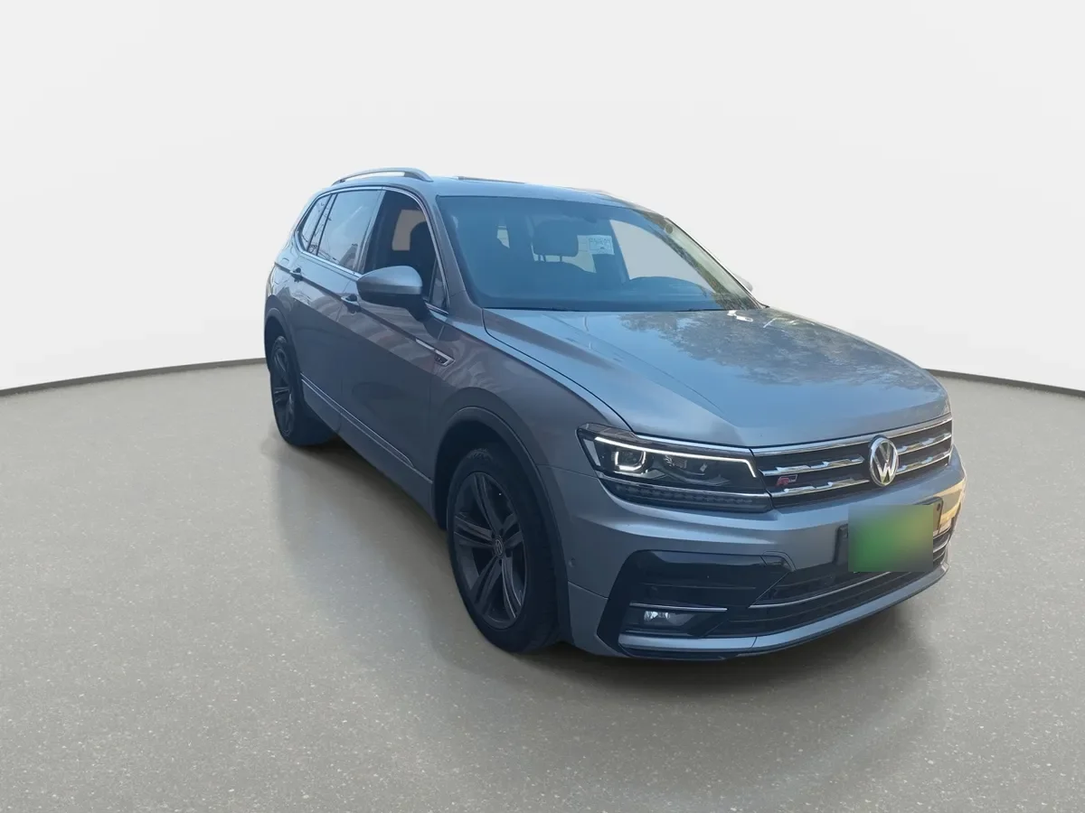 Volkswagen Tiguan 2.0 Tsi R-Line 4motion 220hp 3row At 5p año 2021