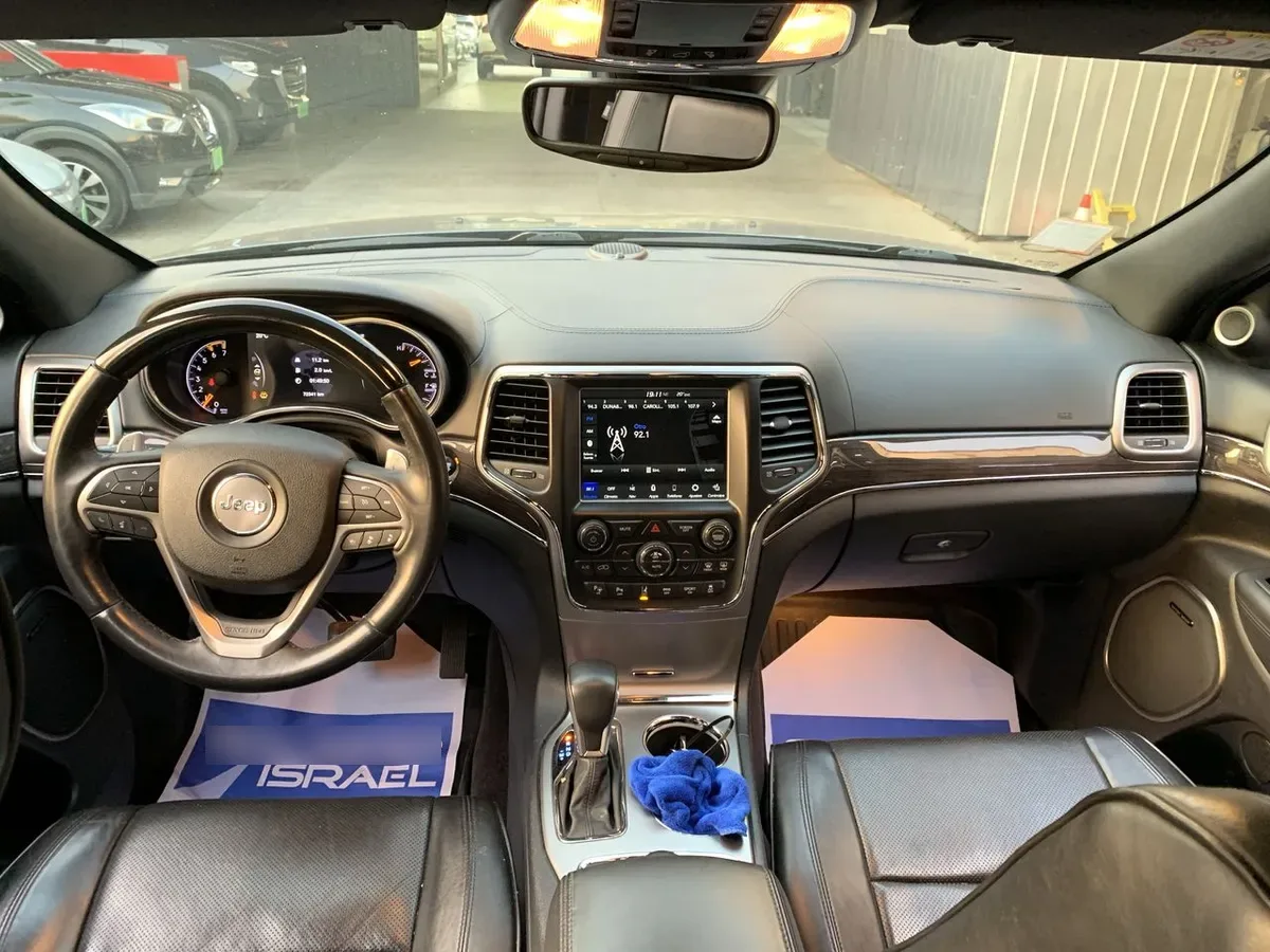Jeep Grand Cherokee 5.7 Overland 4x4 At 5p año 2019