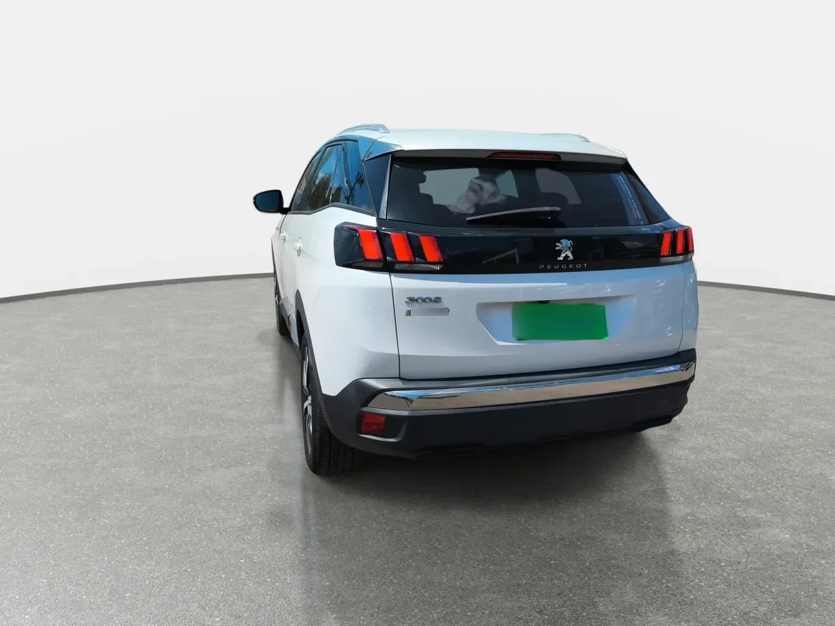 Peugeot 3008 1.5 Allure Bluehdi 4x2 130 Eat8 5p año 2020