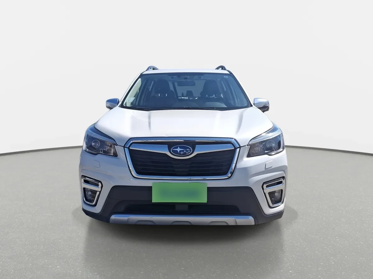 Subaru Forester 2.0i Limited Eyesight Awd At 5p año 2021