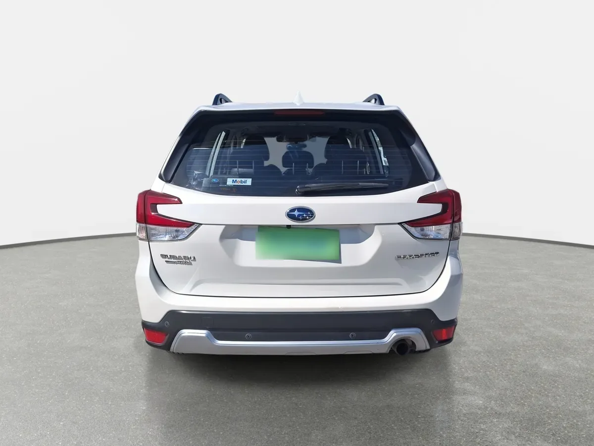 Subaru Forester 2.0i Limited Eyesight Awd At 5p año 2021