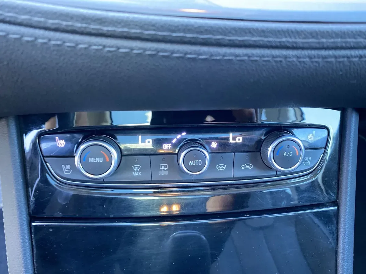 Opel Grandland 2.0t Innovation 4x2 Td At8 5p año 2020