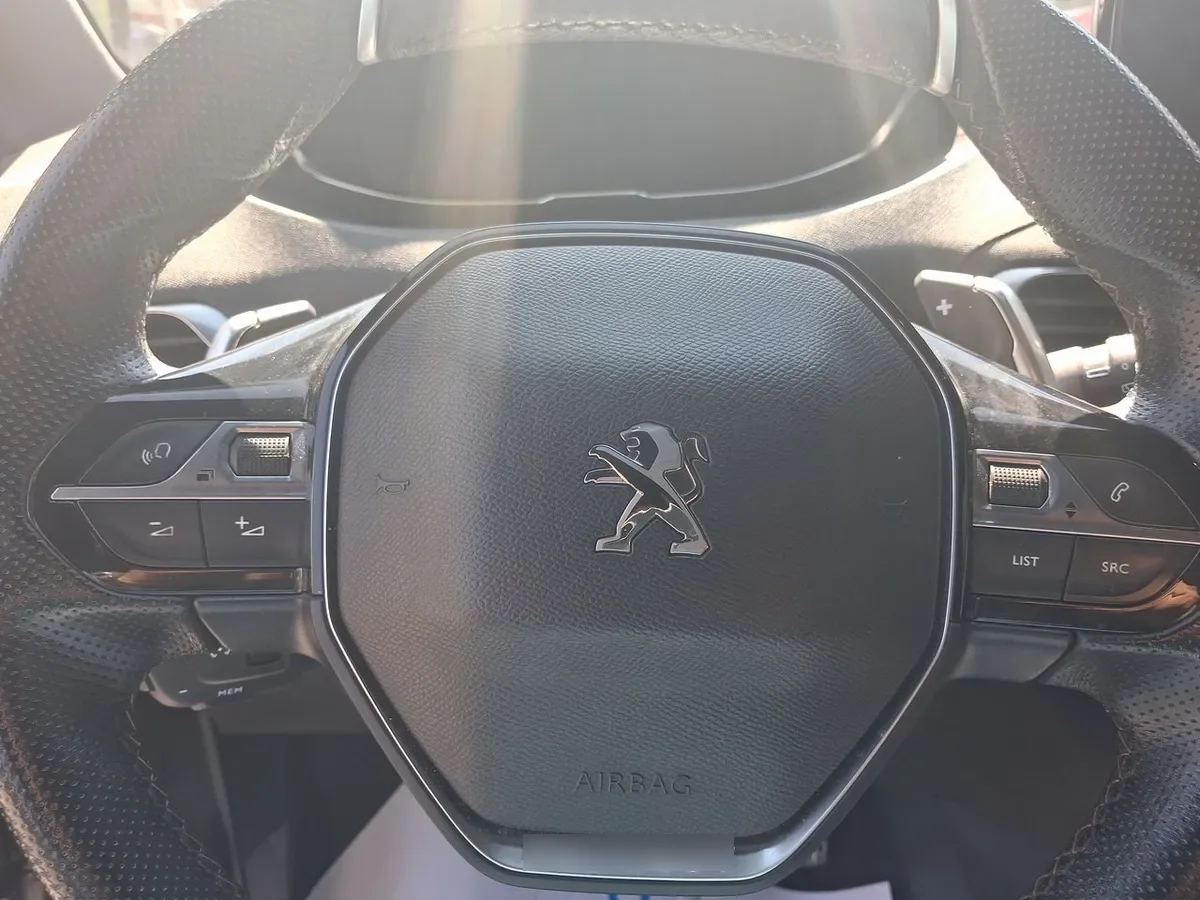 Peugeot 5008 1.5 Gt Bluehdi Diesel 4x2 130 Eat8 5p año 2021