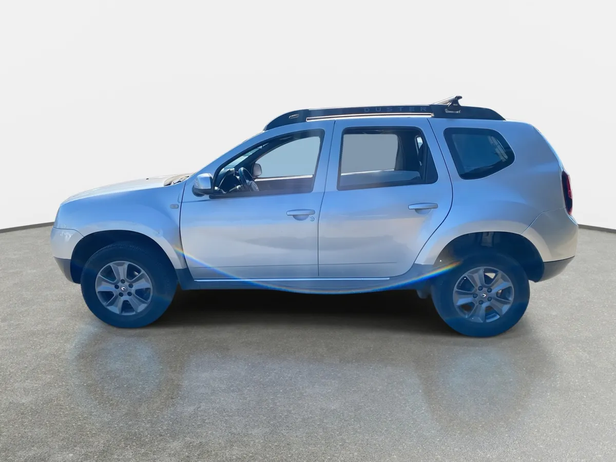Renault Duster 1.6 Zen 4x2 5mt 5p año 2020