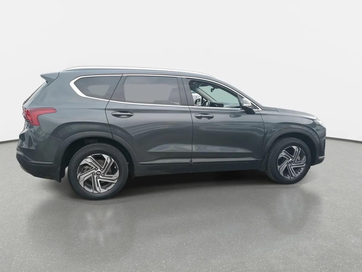 Hyundai Santa Fe 2.2 Value Fl Crdi Diesel 4wd At 5p año 2022