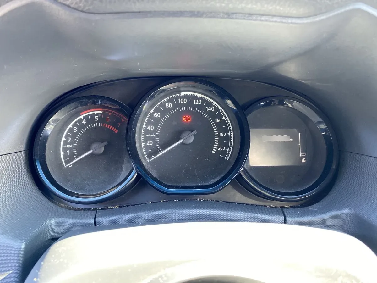 Renault Duster 1.6 Zen 4x2 5mt 5p año 2020