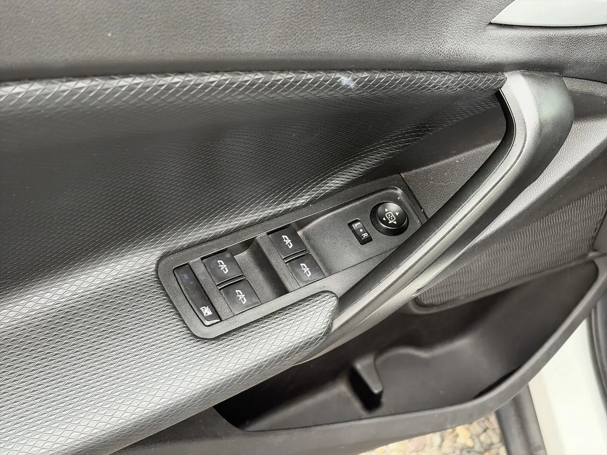 Chevrolet Tracker 1.2t Ltz Fwd At 5p año 2021