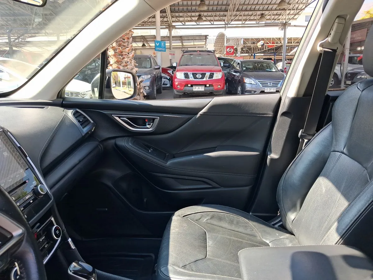 Subaru Forester 2.0i Limited Eyesight Hybrid Awd Cvt At 5p año 2021