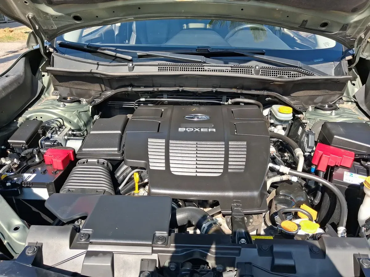 Subaru Forester 2.0i Limited Eyesight Hybrid Awd Cvt At 5p año 2021