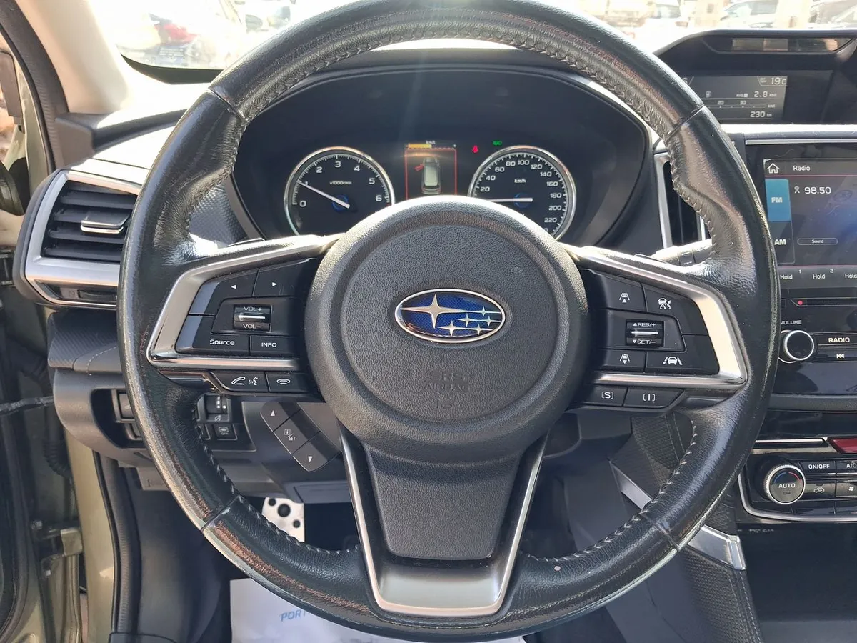 Subaru Forester 2.0i Limited Eyesight Hybrid Awd Cvt At 5p año 2021