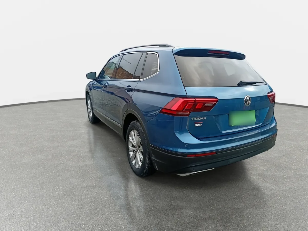 Volkswagen Tiguan 1.4 Tsi Comfortline 4x2 7a 150hp At 5p año 2018