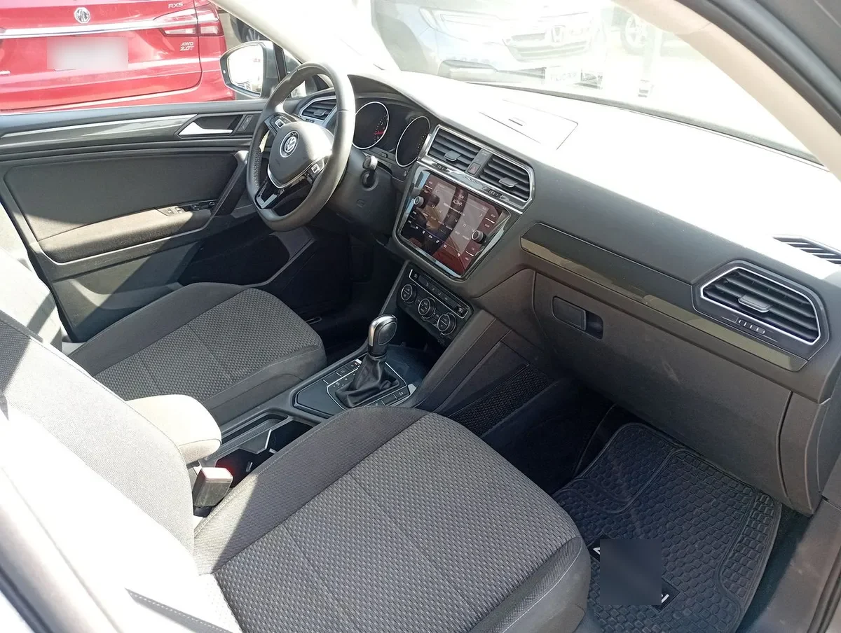Volkswagen Tiguan 1.4 Tsi Comfortline 4x2 150 Hp At 5p año 2022