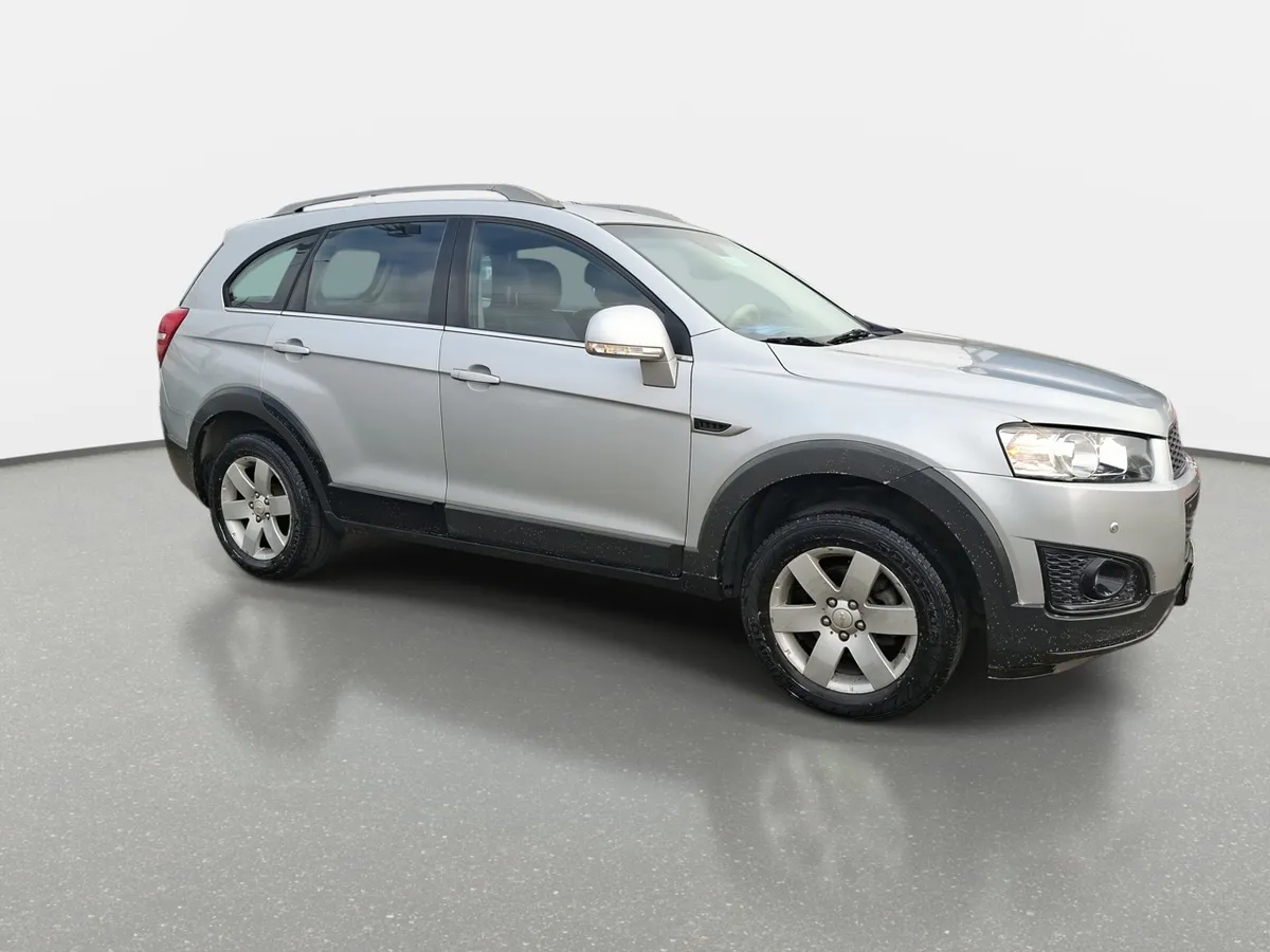 Chevrolet Captiva 2.4 Lt Fwd V Sa At6 5p año 2016
