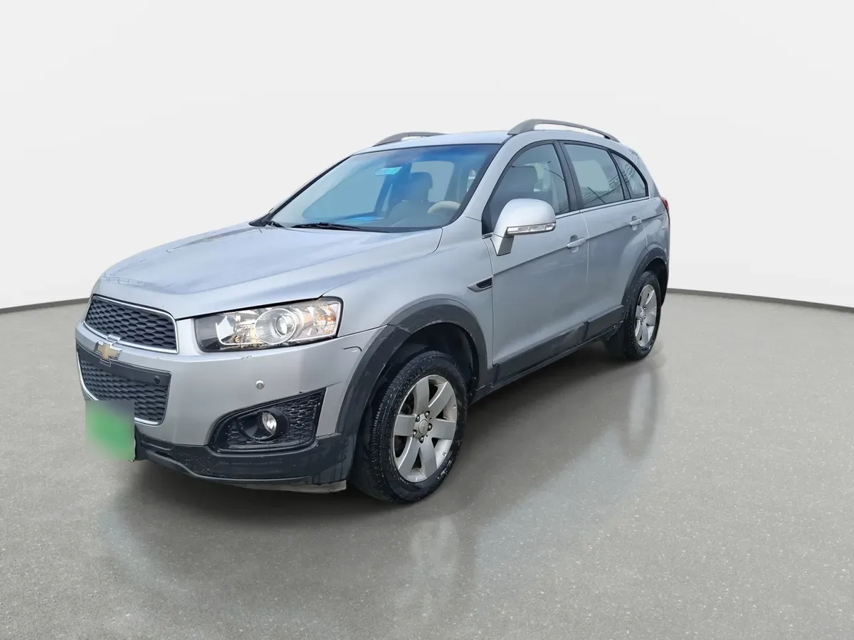 Chevrolet Captiva 2.4 Lt Fwd V Sa At6 5p año 2016